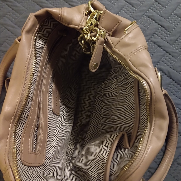 Purse - Picture 3 of 4